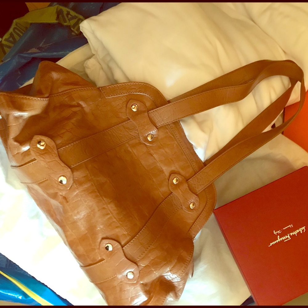 LK BENNET HANDBAG PURSE